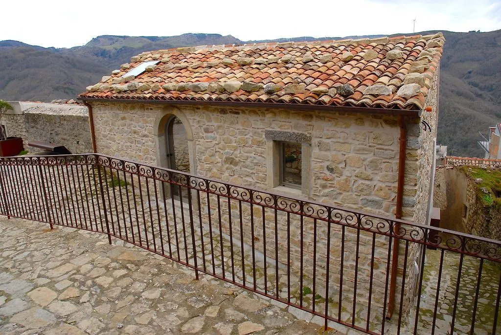 Luna - Aragon Home Holiday Montalbano Elicona